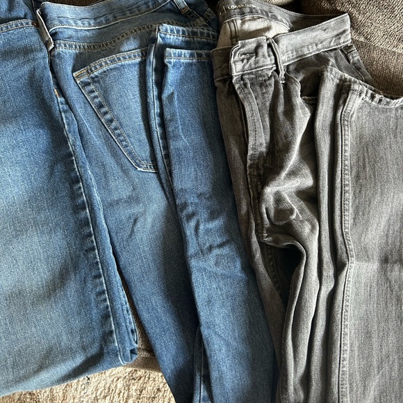 Old Navy Jeans - Picture 3 of 4